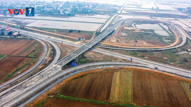 Loạt bài: Mục tiêu 5.000km cao tốc – Đột phá tư duy để phát triển. Bài 3: “Mục tiêu 5.000 km cao tốc – chủ trương trúng, hành động đúng” (05/07/2023)
