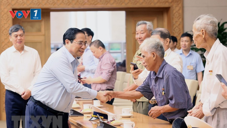 THỜI SỰ 12H TRƯA 6/7/2023: Thủ tướng Phạm Minh Chính gặp mặt đoàn đại biểu, đại diện người có công tỉnh Nam Định nhân kỷ niệm 76 năm Ngày Thương binh - Liệt sĩ (27/7).