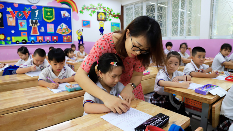 Làm thế nào để giải bài toán thiếu giáo viên cho năm học mới 2023-2024 (8/8/2023)