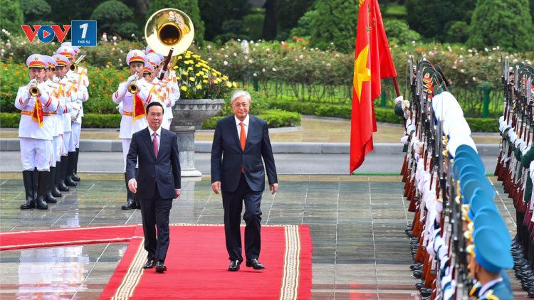 THỜI SỰ 12H TRƯA 21/8/2023: Chủ tịch nước Võ Văn Thưởng chủ trì lễ đón Tổng thống Cộng hòa Kazắkhstan Kasim thăm chính thức Việt Nam.
