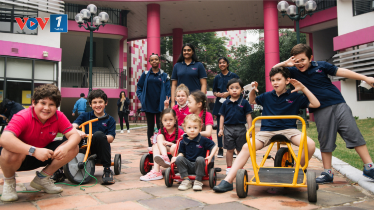 Bước chân đến trường: Học sinh TH School náo nức quay lại trường học sau kỳ nghỉ hè (10/08/2023)