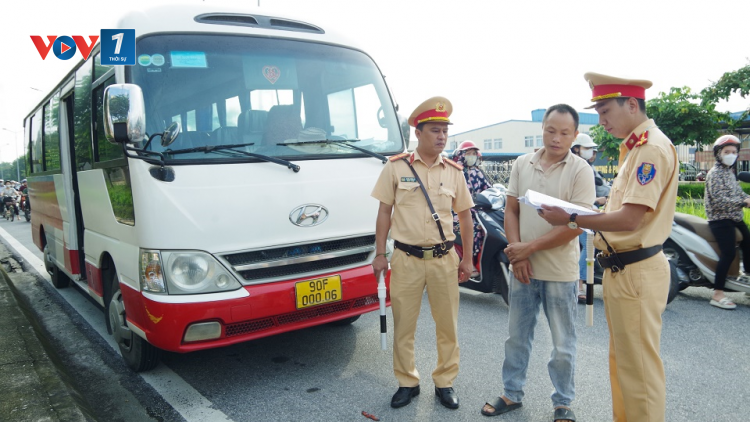 Hà Nam xử lý nghiêm vi phạm trong kinh doanh vận tải hành khách và hàng hóa (15/9/2023)