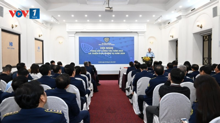 Năm 2023: QLTT thanh tra, kiểm tra gần 72.000 vụ, phát hiện, xử lý vi phạm và thu nộp ngân sách nhà nước hơn 500 tỷ đồng (05/01/2024)