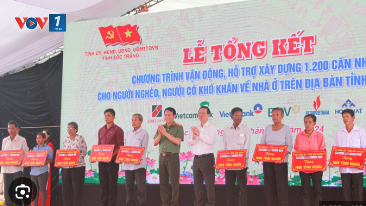 THỜI SỰ 12H TRƯA 1/1/2024: Chủ tịch nước Võ Văn Thưởng thăm, tặng quà cho Mẹ Việt Nam Anh hùng và dự lễ bàn giao 1.200 căn nhà cho người nghèo tại tỉnh Sóc Trăng.