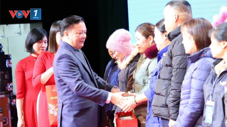 Chia sẻ khó khăn với công nhân lao động nghèo thủ đô (22/1/2024)