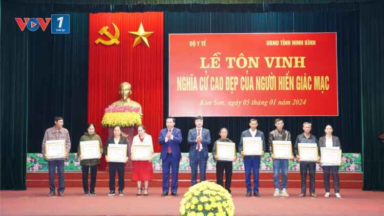 Những người để lại ánh sáng cho đời (12/01/2024)