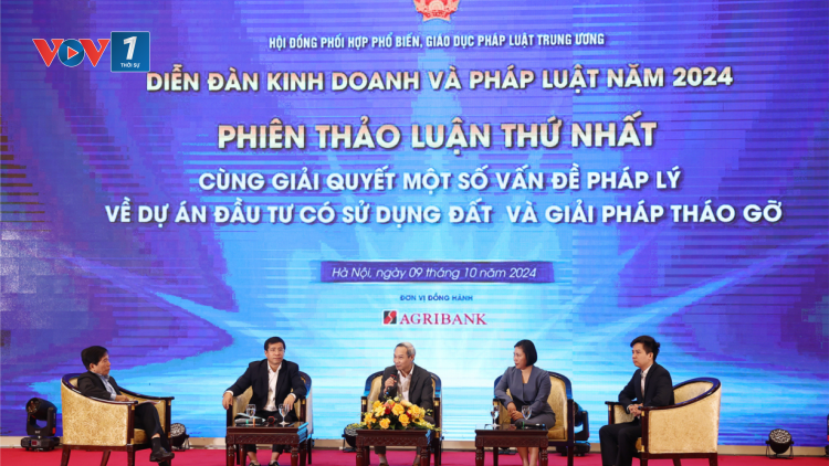 Giải quyết các vấn đề pháp lý, tạo môi trường thuận lợi cho đầu tư, sản xuất kinh doanh (18/10/2024)