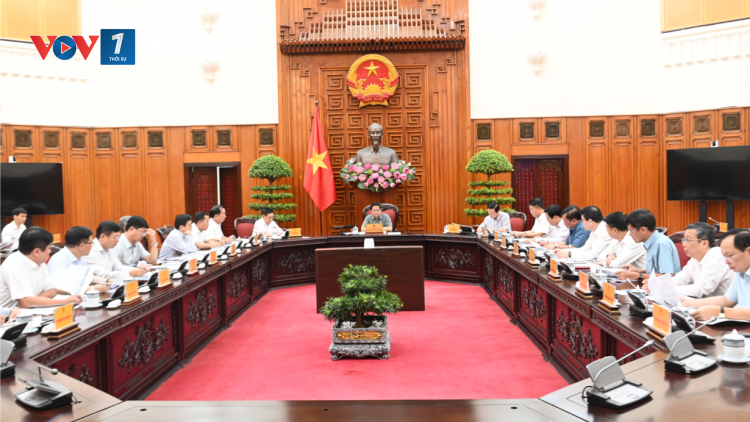 Thủ tướng chủ trì họp Thường trực Chính phủ về bảo đảm cung ứng điện (19/10/2024)