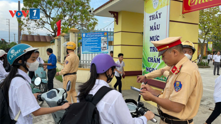 Bảo đảm an toàn giao thông trong lứa tuổi học sinh (11/10/2024)