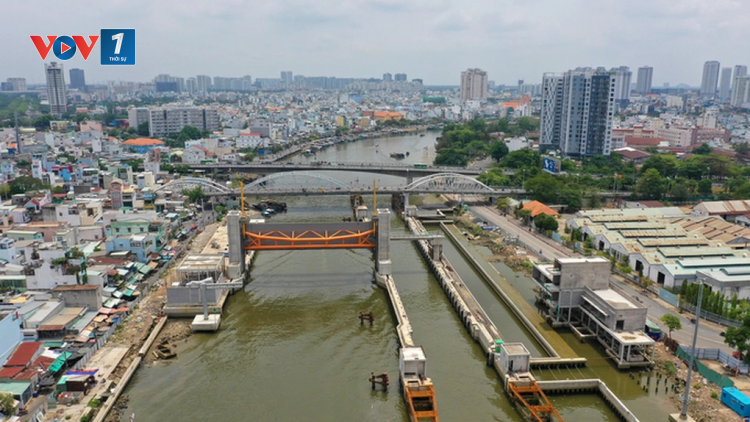 THỜI SỰ 21H30 ĐÊM 7/11/2024: Sở Kế hoạch – Đầu tư TPHCM làm rõ giải pháp tháo gỡ dự án chống ngập trị giá 10 nghìn tỷ đồng