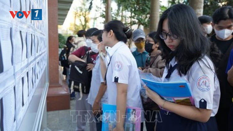 THỜI SỰ 21H30 ĐÊM 23/11/2024: Những điểm mới trong dự thảo Quy chế thi đánh giá năng lực ngoại ngữ do Bộ Giáo dục đào tạo vừa công bố để lấy ý kiến rộng rãi.