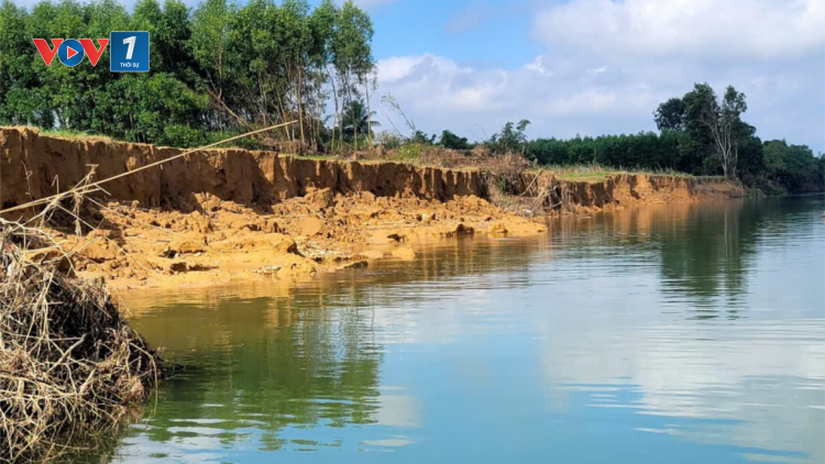 Nỗi lo sạt lở sau mưa lũ (19/11/2024)