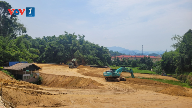 Bắc Kạn: Đặt mục tiêu giải ngân đầu tư công 2024 đạt trên 95% kế hoạch (3/11/2024)