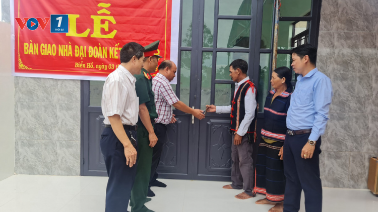 Nỗ lực giảm nghèo bền vững cho đồng bào dân tộc thiểu số tại thành phố Pleiku (24/11/2024)