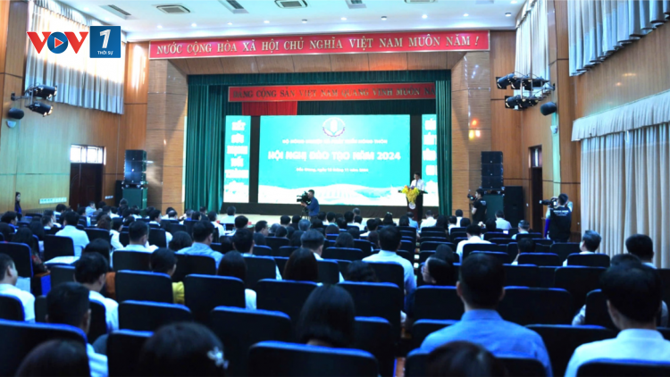 Đẩy mạnh tự chủ và đổi mới công tác đào tạo nhân lực chất lượng cao trong các cơ sở đào tạo của ngành nông nghiệp (12/11/2024)