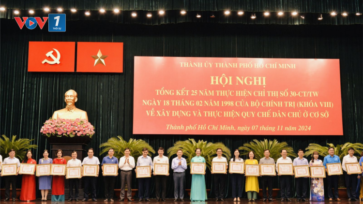 EVNHCMC: Quy chế dân chủ ở cơ sở góp phần thực hiện tốt các nhiệm vụ chính trị (9/11/2024)