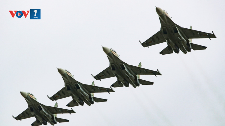 SU-30MK2 và Mi “song kiếm hợp bích” cho màn trình diễn đẹp tại triển lãm (29/11/2024)