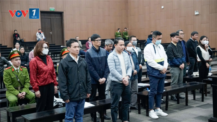 THỜI SỰ 18H CHIỀU 27/12/2024: Tòa án nhân dân thành phố Hà Nội tuyên án 17 bị cáo trong vụ án "chuyến bay giải cứu giai đoạn 2"