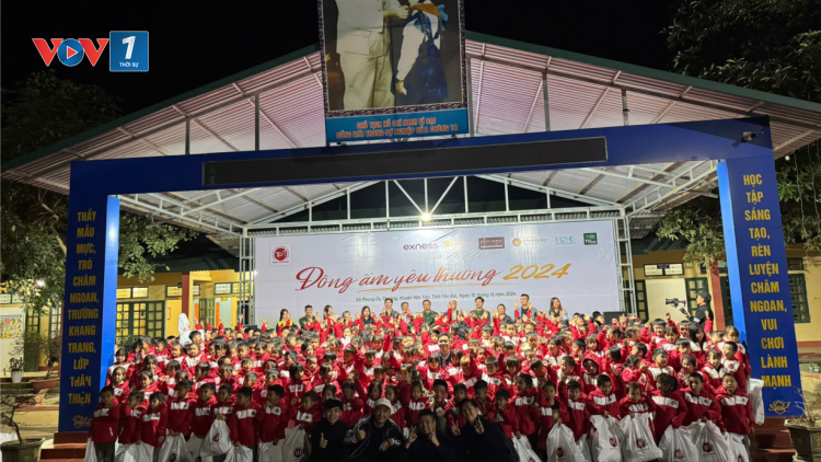 Giữ ấm cho học sinh vùng cao Yên Bái (12/12/2024)