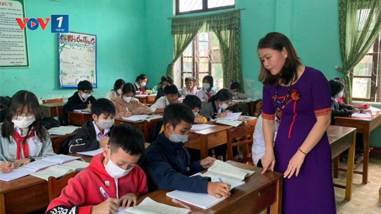 Thừa Thiên Huế: Vì sao không tuyển dụng được giáo viên (11/12/2024)