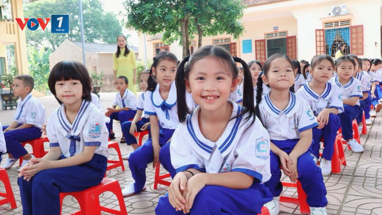 Trách nhiệm của gia đình và xã hội trong việc tố giác hành vi xâm hại tình dục trẻ em (24/10/2024)