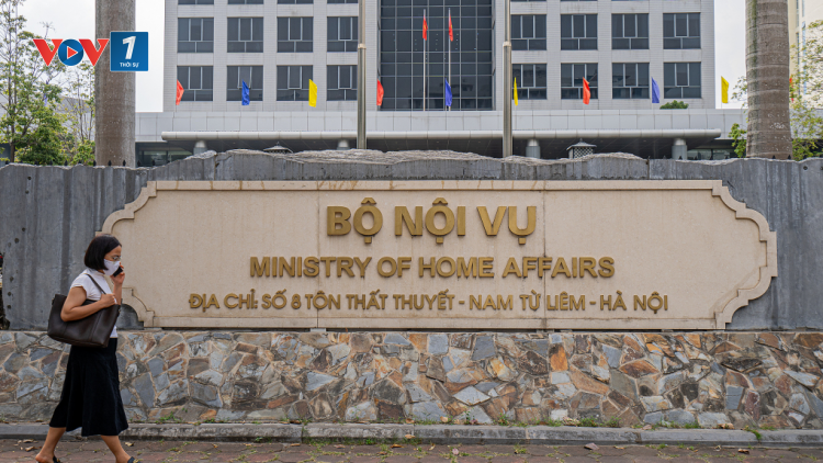 THỜI SỰ 6H SÁNG 13/12/2024: Bộ Nội vụ bác thông tin trên mạng xã hội về chế độ với cán bộ khi sắp xếp tinh giản bộ máy