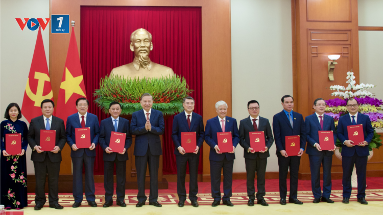 Tổng Bí thư Tô Lâm dự lễ công bố Quyết định của Bộ Chính trị về chức năng nhiệm vụ của 13 cơ quan Ban Đảng (30/12/2024)
