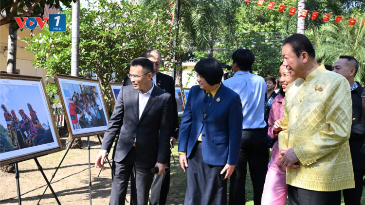 Triển lãm ảnh “Việt Nam Hạnh Phúc - Happy Vietnam” tại Thái Lan (23/12/2024)
