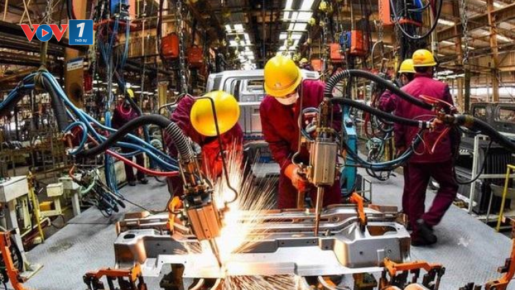 THỜI SỰ 12H TRƯA 24/12/2024: Năm 2024, ngành công nghiệp nước ta phục hồi mạnh mẽ với mức tăng trưởng ngoạn mục 8,4%.