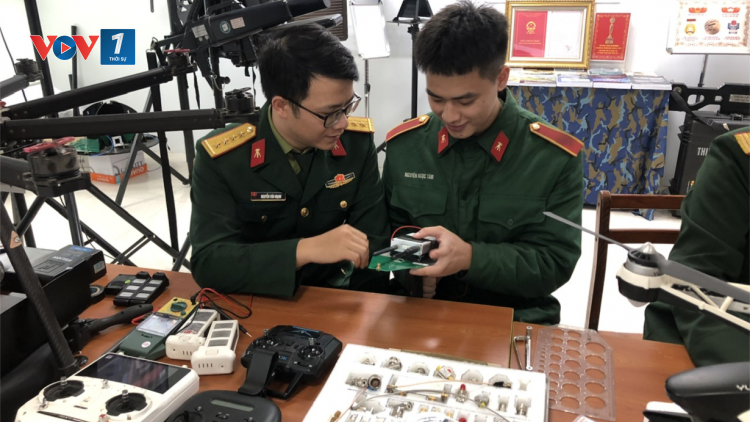 Học viện Kỹ thuật Quân sự mang tới Triển lãm Quốc phòng Quốc tế những sản phẩm hàm lượng khoa học cao (17/12/2024)