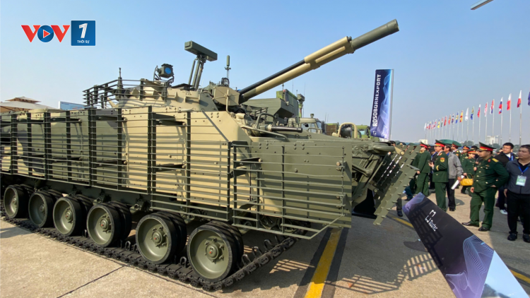 Xe chiến đấu bộ binh BMP-3 của Nga tại Triển lãm Quốc phòng (21/12/2024)