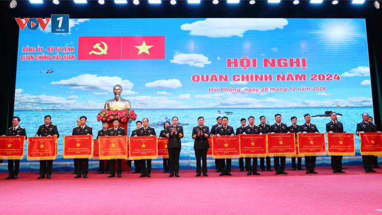 Quân chủng Hải quân nâng cao sẵn sàng chiến đấu, bảo vệ vững chắc chủ quyền biển đảo (28/12/2024)