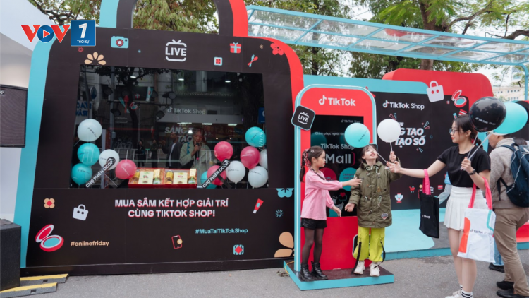 Bứt phá thương mại điện tử 2024 (27/12/2024)