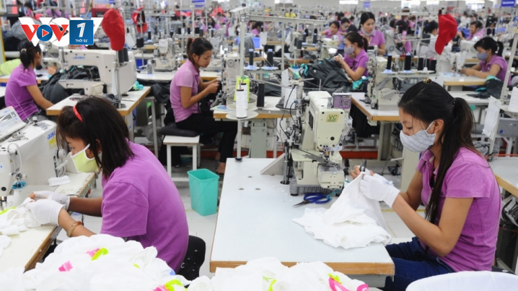 Chủ động bám sát diễn biến thị trường - doanh nghiệp dệt may gia tăng đơn hàng (27/02/2024)