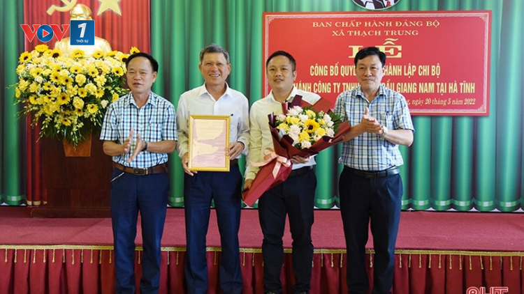 Phát triển Đảng trong doanh nghiệp ngoài Nhà nước: Kiên trì, bền bỉ, linh hoạt và sáng tạo(05/3/2024)