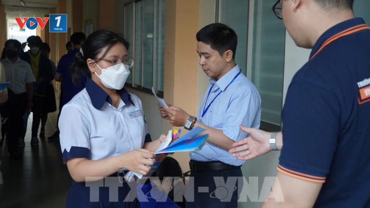 THỜI SỰ 12H TRƯA 7/4/2024: Hơn 94.000 thí sinh tham gia dự kỳ thi Đánh giá năng lực đợt 1 năm 2024 của ĐH Quốc gia TP Hồ Chí Minh.