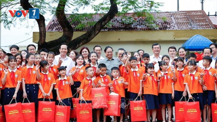THỜI SỰ 12H TRƯA 31/5/2024: Thủ tướng Phạm Minh Chính thăm tặng quà các cháu thiếu niên, nhi đồng tại TT nuôi dưỡng trẻ khuyết tật Hà Nội nhân Ngày Quốc tế Thiếu nhi 1/6 và Tháng hành động vì trẻ em 2024