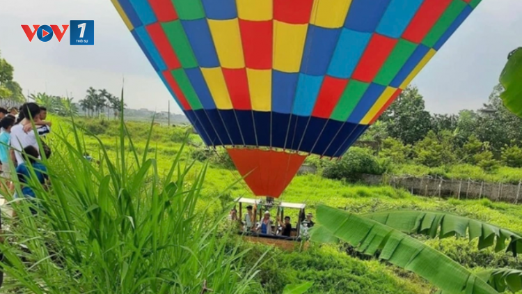 THỜI SỰ 21H30 ĐÊM 07/07/2024: Khinh khí cầu chở 9 người phải hạ cánh khẩn cấp ở Hà Nội vì lỗi kỹ thuật
