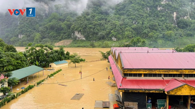 Khắc phục thiệt hại và ứng phó với sạt lở đất ở miền núi phía Bắc (05/07/2024)
