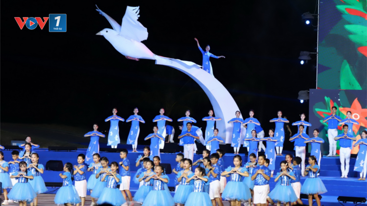 THỜI SỰ 21H30 ĐÊM 6/7/2024: Khai mạc Lễ hội Vì Hòa bình năm 2024 tại Khu Di tích Quốc gia đặc biệt Đôi bờ Hiền Lương-Bến Hải, tỉnh Quảng Trị.