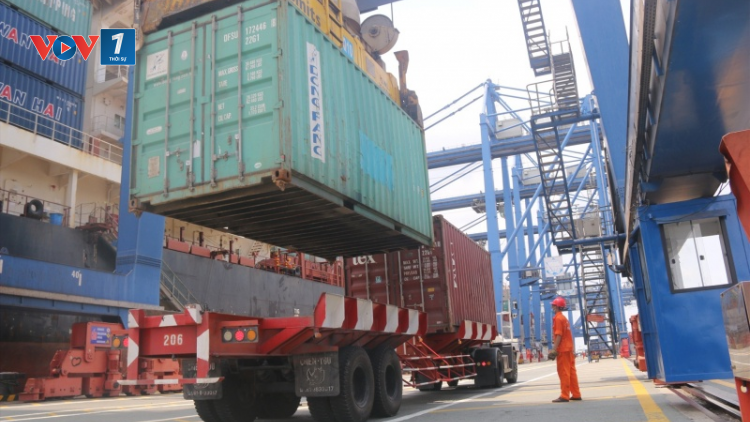 Từ kết quả kinh tế 6 tháng đầu năm: Thúc đẩy động lực mới cho tăng trưởng có chất lượng (11/7/2024)