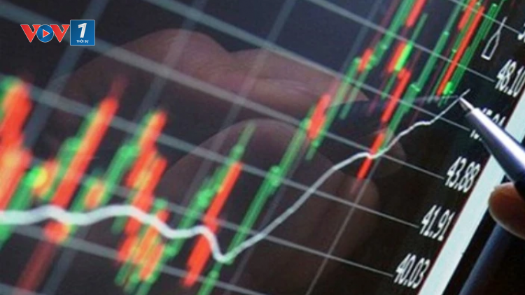 Phiên chứng khoán cuối tuần trước, đảo chiều thành công, VN-Index tăng gần 10 điểm (05/8/2024)