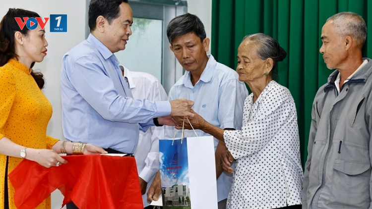 THỜI SỰ 21H30 ĐÊM 12/1/2025: Đẩy mạnh chăm lo Tết Ất Tỵ 2025 cho người nghèo tại các địa phương