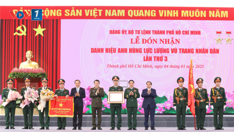 Lực lượng vũ trang TP.HCM 3 lần được phong tặng đơn vị Anh hùng (4/1/2025)