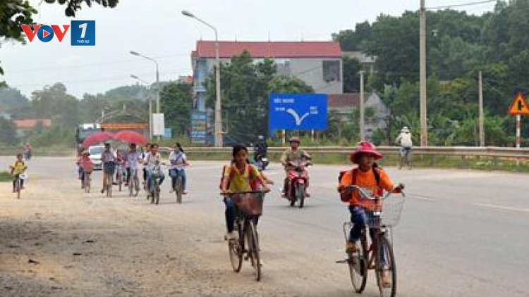 Phó Bí thư Đoàn thanh niên thị trấn Hữu Lũng (huyện Hữu Lũng, tỉnh Lạng Sơn), Nguyễn Ngọc Hiếu – Vượt qua mặc cảm quá khứ lầm lỗi, trở thành một người có ích cho xã hội. (22/3/2016)