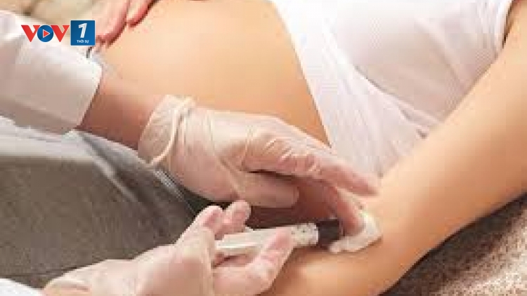 Thời sự trưa ngày 27/12/2014: Lại xảy ra sai sót nghiêm trọng trong ngành y tế. 31 sản phụ tại Bắc Ninh bị tiêm nhầm vắc-xin