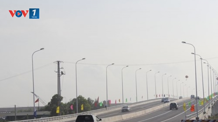 Thanh tra Chính phủ có kết luận thanh tra dự án đầu tư phát triển cơ sở hạ tầng đô thị Bắc Thăng Long – Vân Trì, Hà Nội với sai phạm tài chính cần xử lý là hơn 13 tỉ đồng và hơn 4 triệu yên Nhật. (Thời sự đêm 9/12/2015)