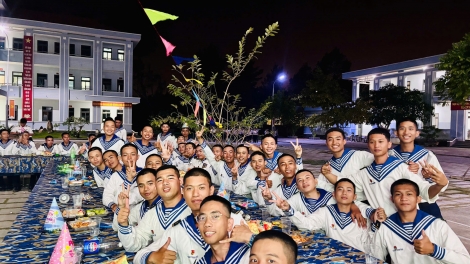 Tuổi trẻ Vùng 2 Hải quân: Nhiều hoạt động ý nghĩa tháng Thanh niên