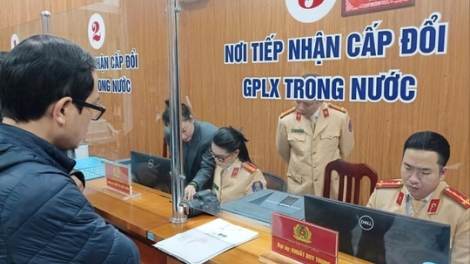 Thời sự 18h 3/3/2025: Ngày đầu sau sắp xếp bộ máy, nhiều đơn vị tập trung ổn định nơi làm việc