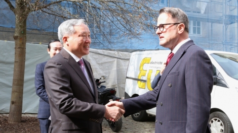 Phó Thủ tướng Luxembourg đánh giá cao quyết định xây dựng trung tâm tài chính quốc tế của Việt Nam